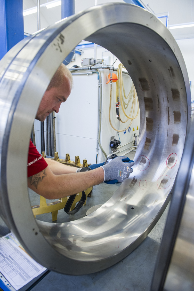 large size skf bearing remanufacturing 1 Extend asset life by remanufacturing large size and specialised bearings
