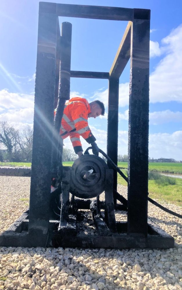 Carrots are Tops for glowing Landia Chopper Pumps