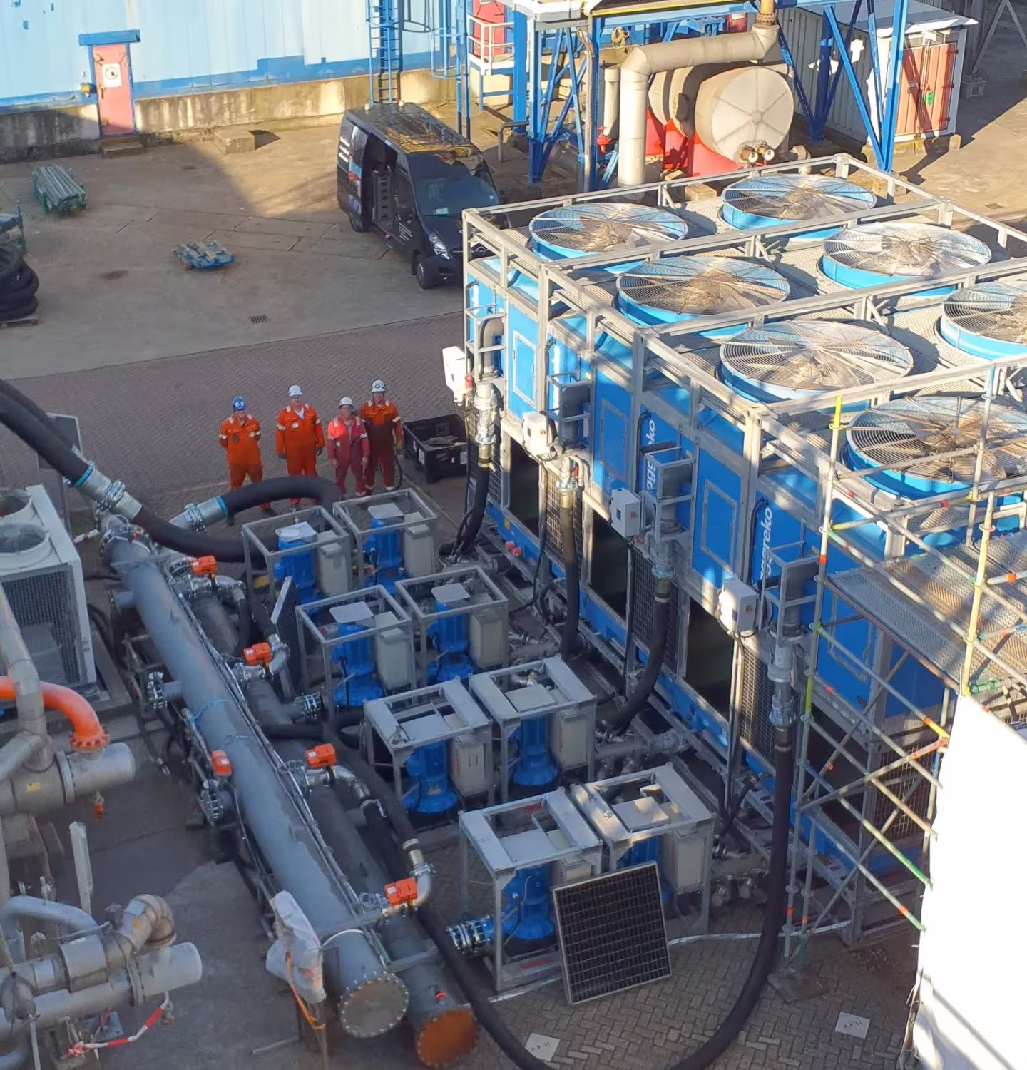 Swift Aggreko cooling response maintains production following fire at gas manufacturing site