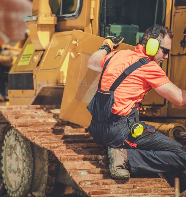 Most common health & safety risks/hazards: How to create a safer construction site using digital