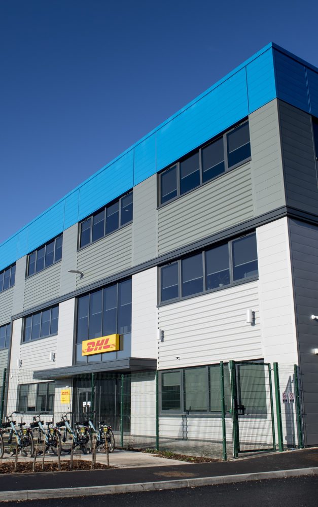 DHL to deploy 1,000+ additional robots across UK operations