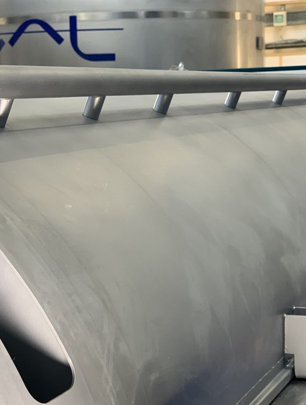 Shortening planned servicing downtime through ongoing communication