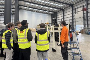 IMG 7656 Akona welcomes students for hands-on engineering insight