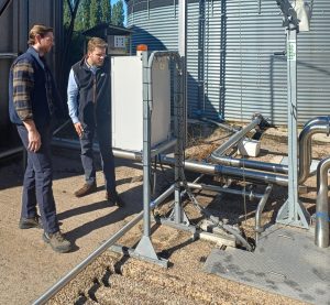 L R20Will20Skinner2c20Distillery20Manager20at20Rosemaund20Farm20Distillery2c20with20Josh20Edge20from20pump20manufacturer2c20Landia Landia pump plays crucial role at Rosemaund Farm Distillery