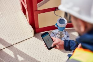 Micropilot FMR6xB Industry picture MMM Endress+Hauser - Meeting the highest demands in level measurement