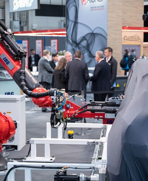 Close cooperation between HANNOVER MESSE and the German Robotics Association