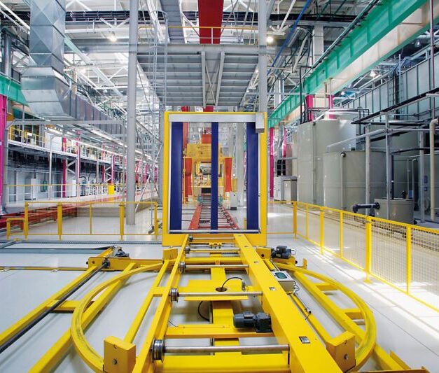 EFAFLEX high – speed doors to reduce the risk of workplace incidents and optimise workflow